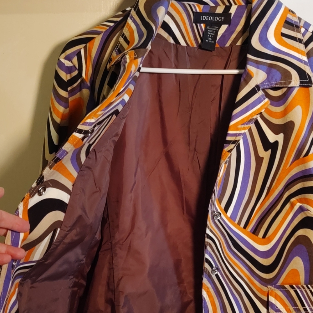 NWT Spectacular statement jacket! - Picture 6 of 8
